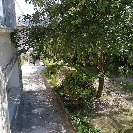 Къща Гема Habitación en casa particular